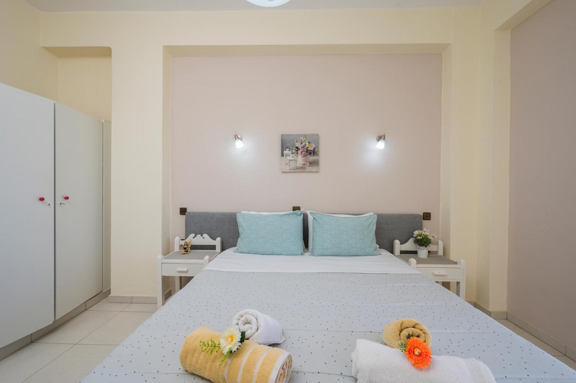 Elita Beachfront ハニア エクステリア 写真